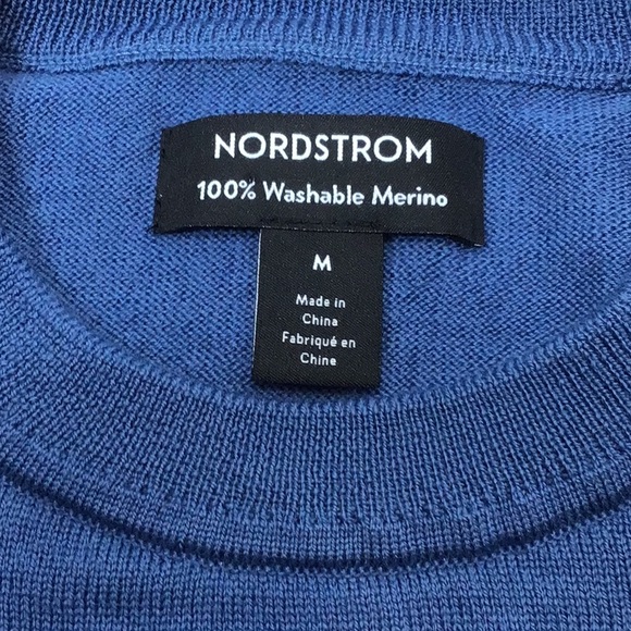 ❄️ Nordstrom Men's Washable Merino Wool Knit Sweater in Blue - Picture 2 of 7